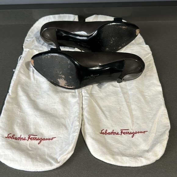 Salvatore Ferragamo Shoes, Black/Gray, Size 9 - Picture 5 of 5